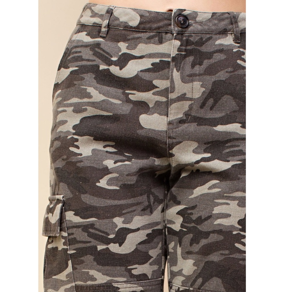 Camo Cargo Pants - Picture 3 of 3